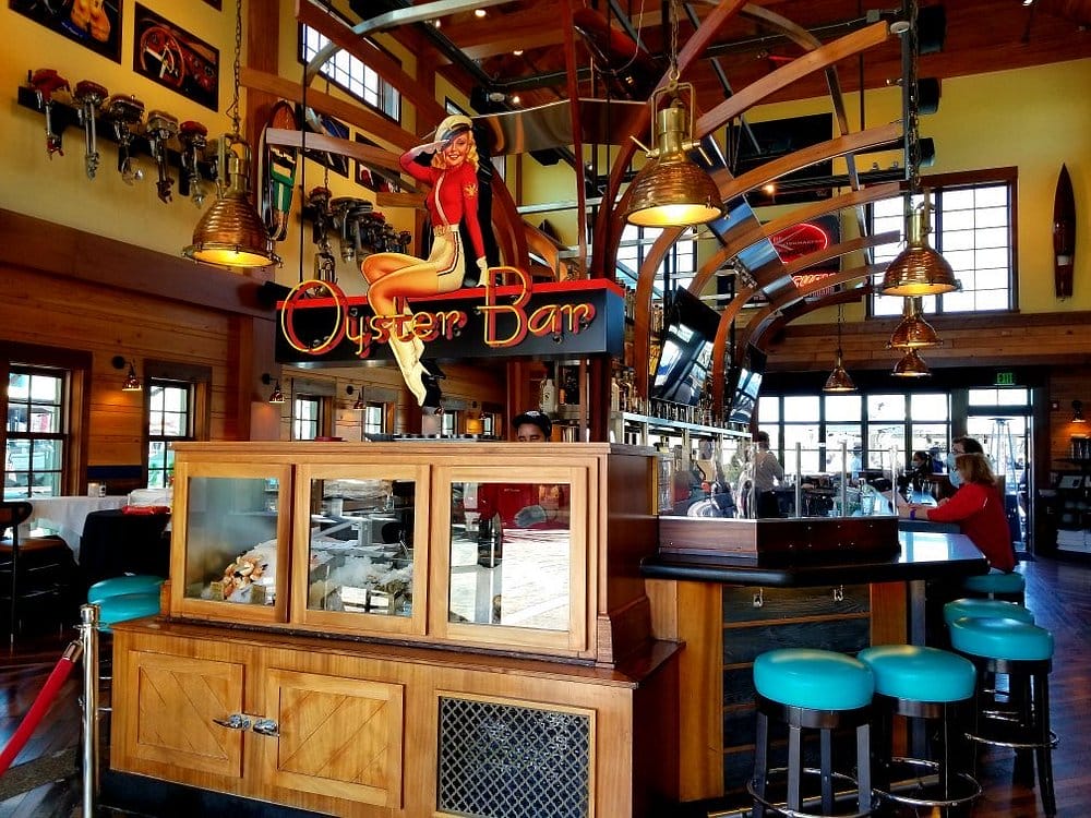 Boathouse Oyster Bar