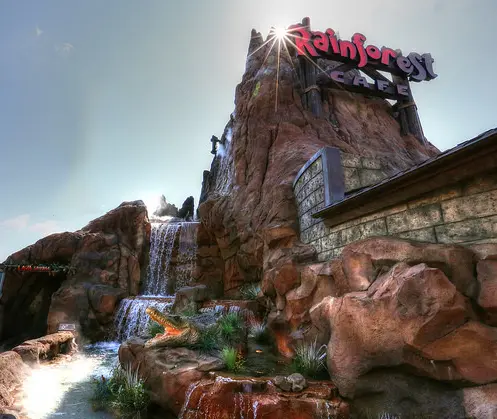 Downtown-Disney-Restaurants-Rainforest-Cafe