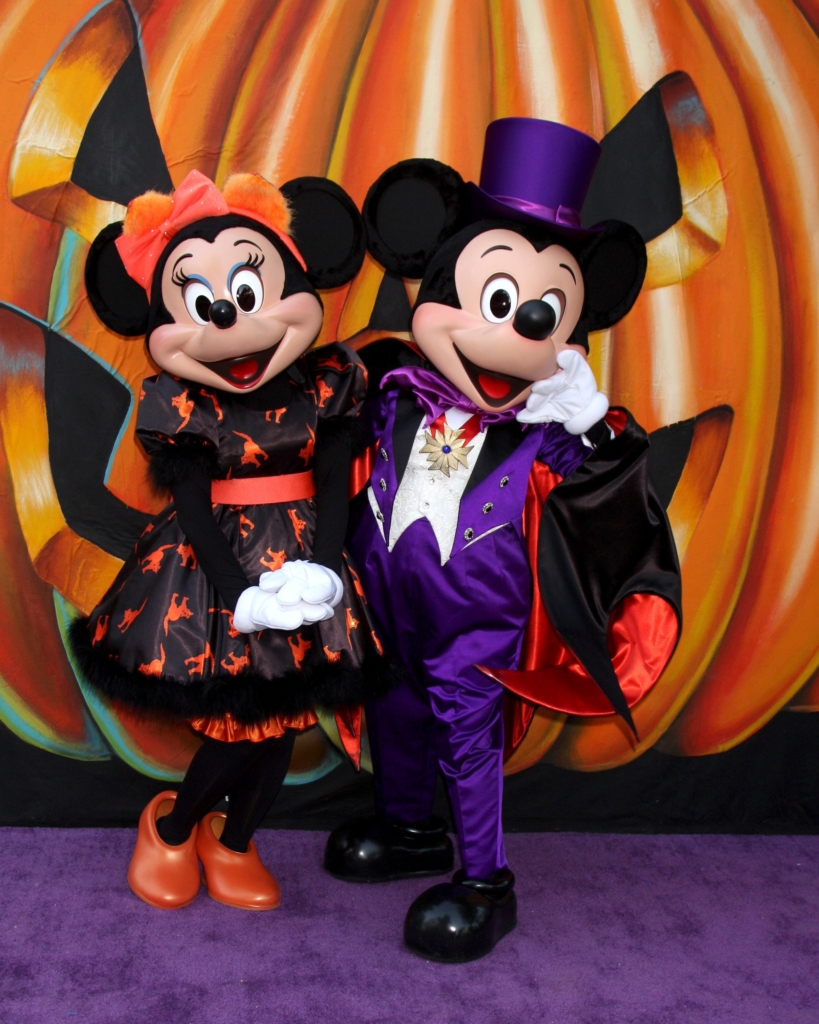 Minnie and Mickey at Halloween Fidelity Resales