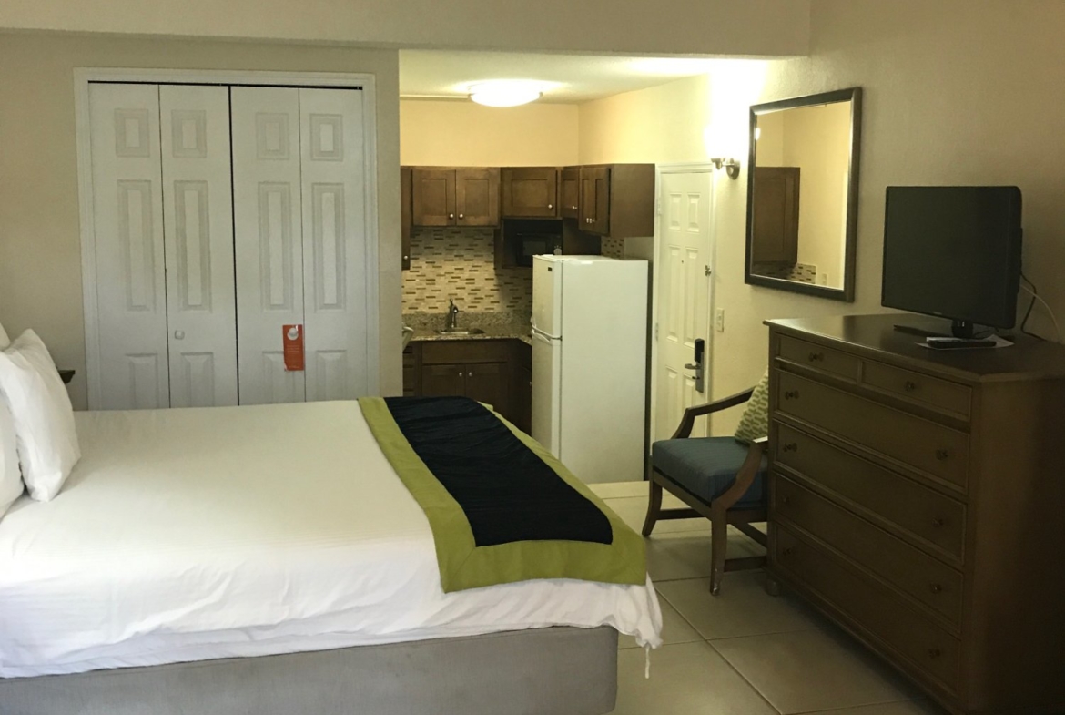 Bluebeard's Beach Club and Villas Bedroom