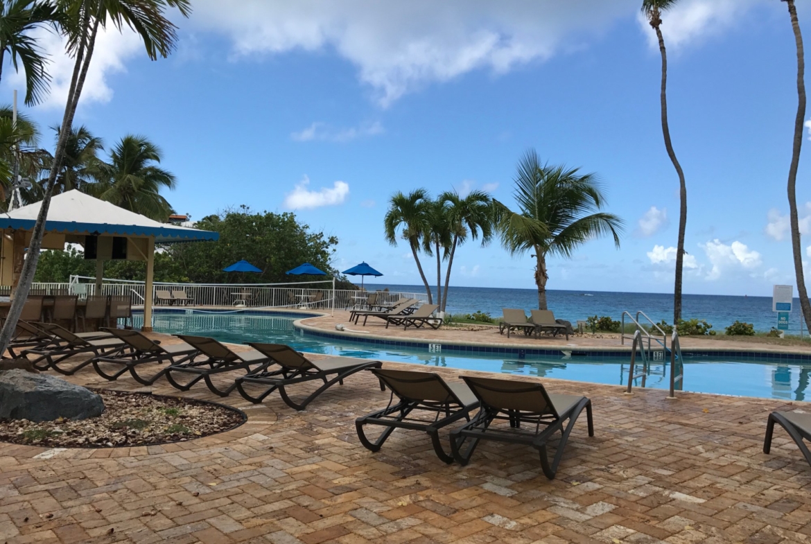 Bluebeard's Beach Club and Villas Lounge Pool