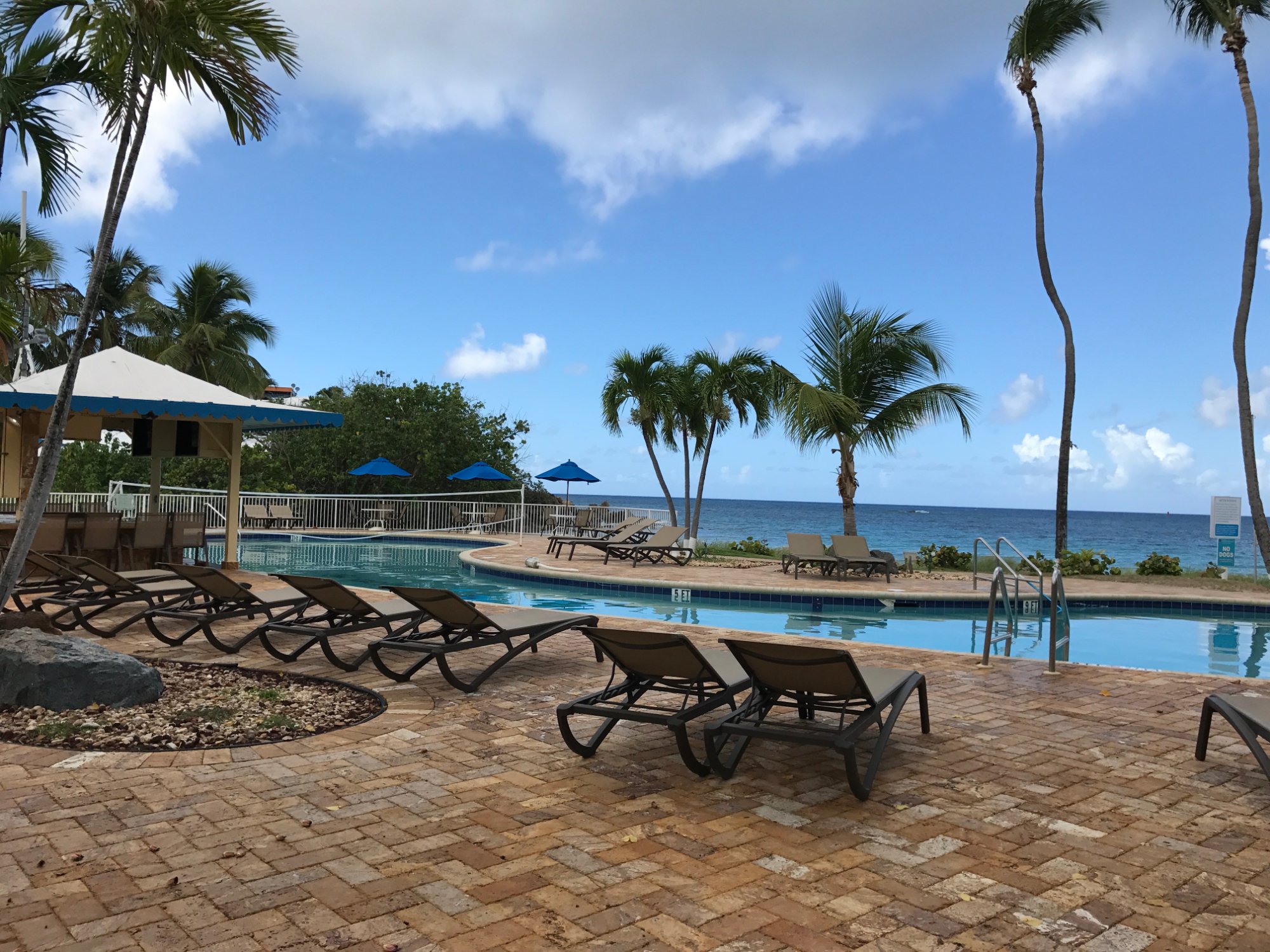 Bluebeard's Beach Club and Villas Lounge Pool