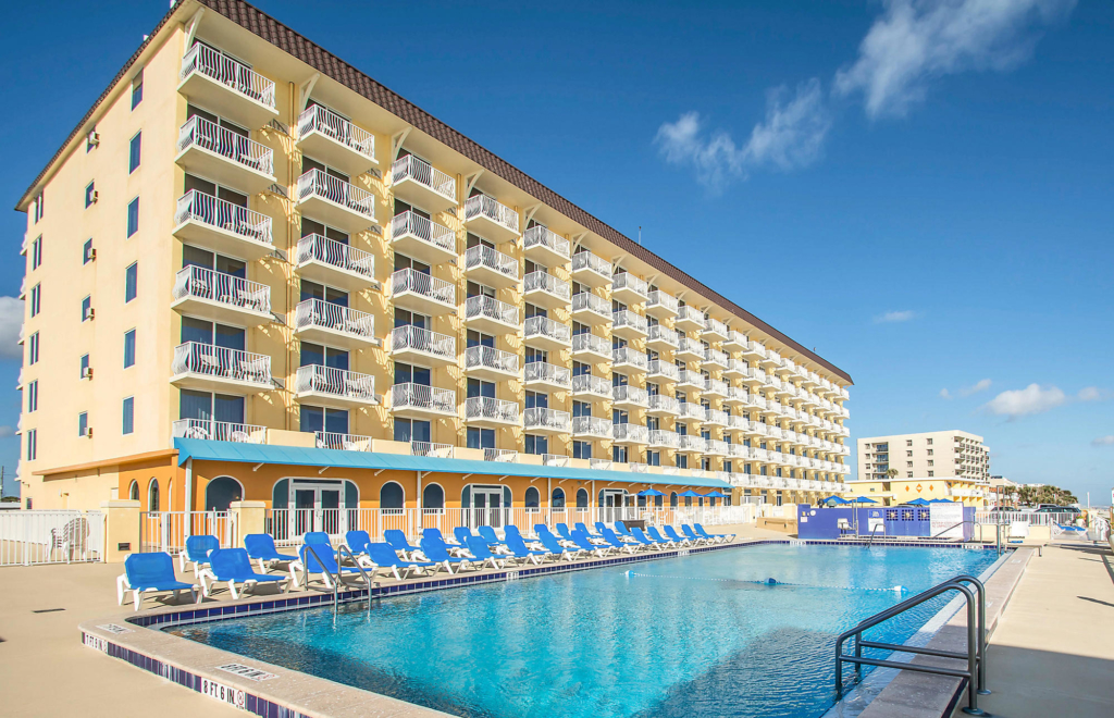 Bluegreen Casa del Mar Beach Resort Pool