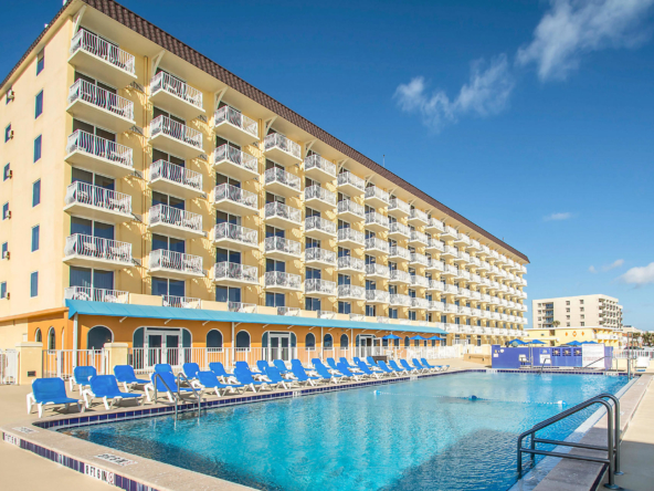Bluegreen Casa del Mar Beach Resort Pool