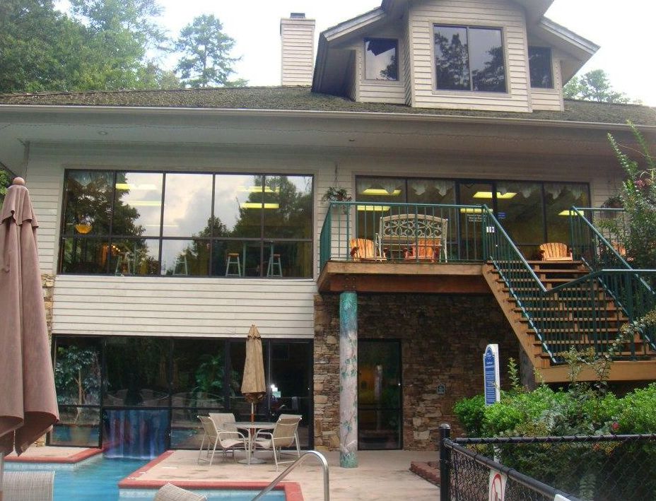 Bluegreen MountainLoft Exterior with Pool