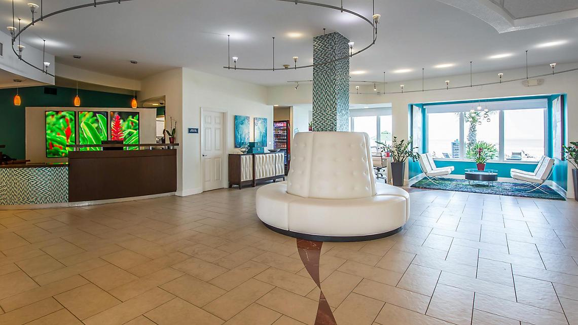 Bluegreen Resort Daytona Seabreeze Lobby