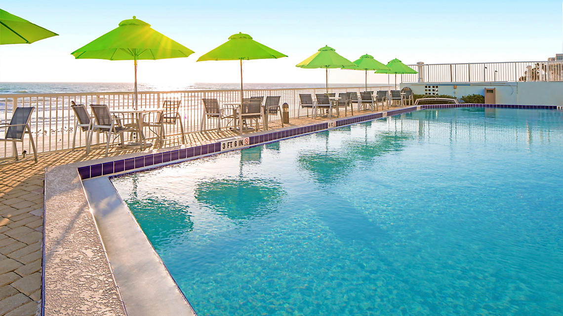 Bluegreen Resort Daytona Seabreeze Pool