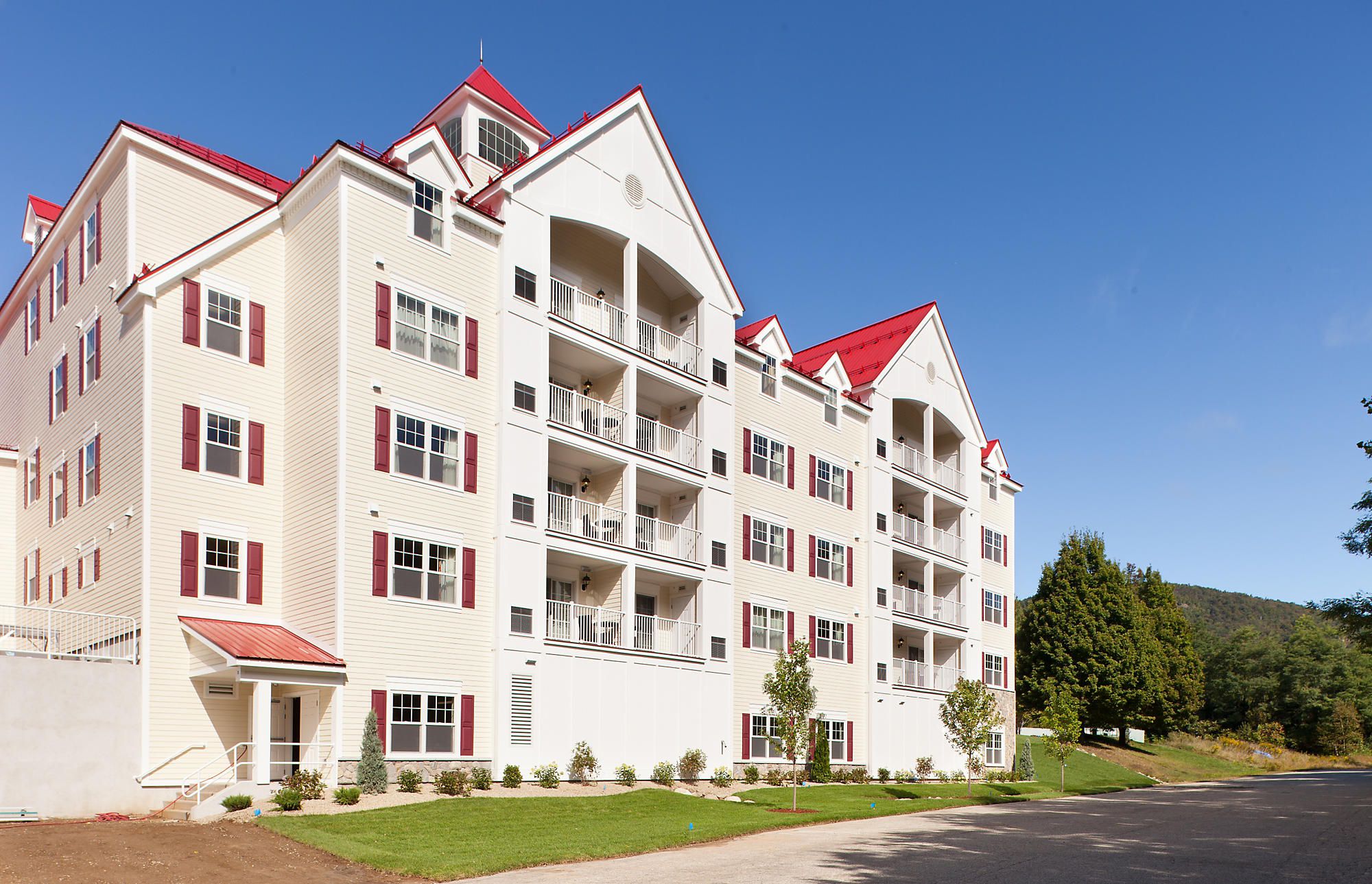 Bluegreen South Mountain Resort Exterior