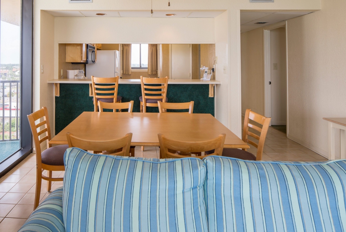 Bluegreen Vacations Ocean Towers Beach Club 2 Bed Dining Kitchen