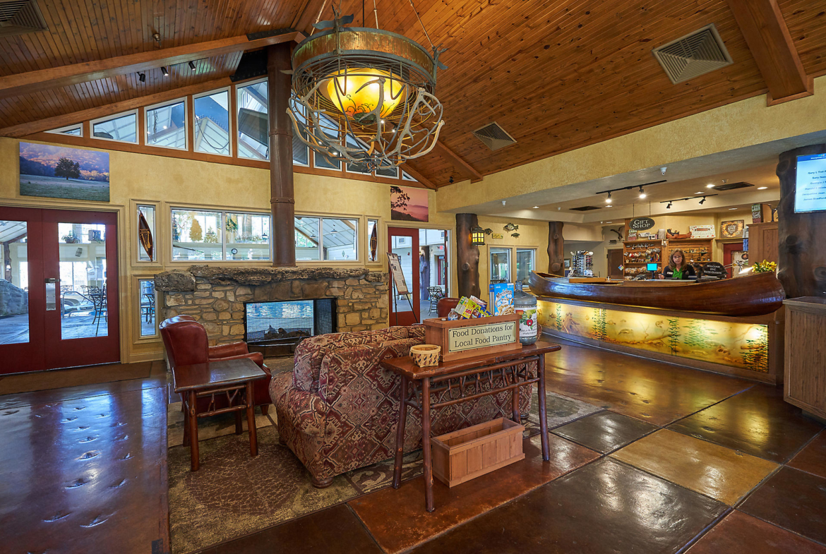 Bluegreen Vacations The Club at Big Bear Village Lobby