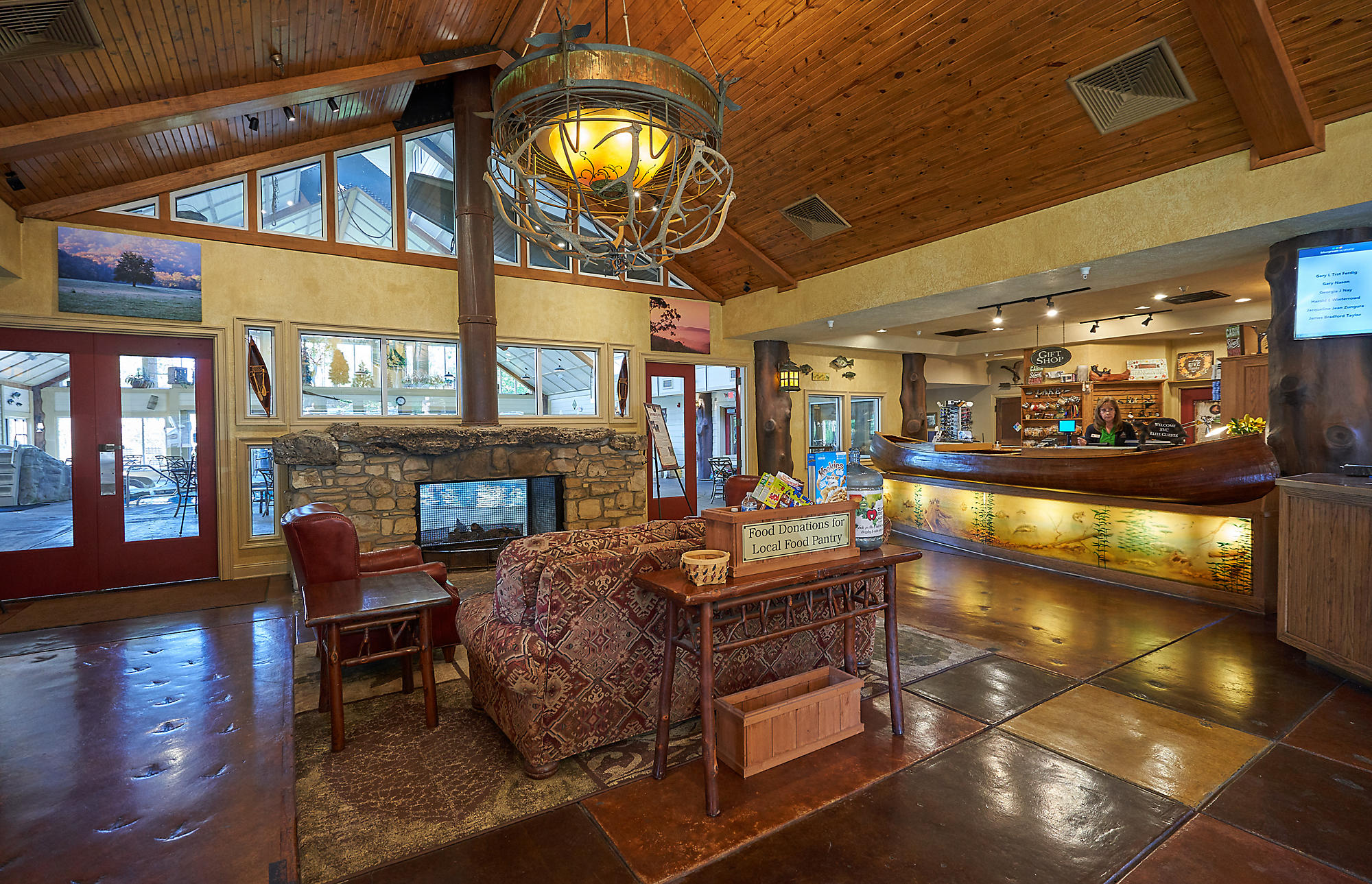 Bluegreen Vacations The Club at Big Bear Village Lobby