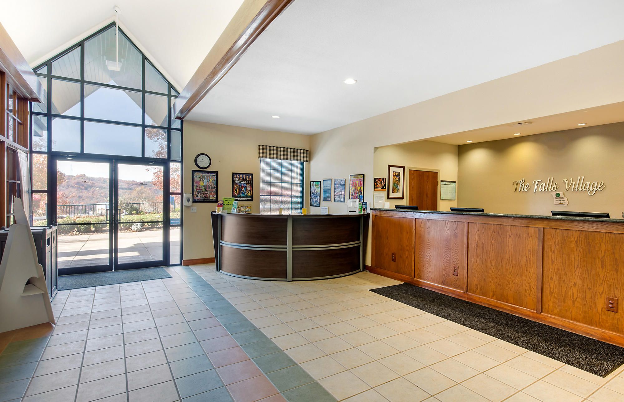 Bluegreen Vacations The Falls Village Resort Lobby