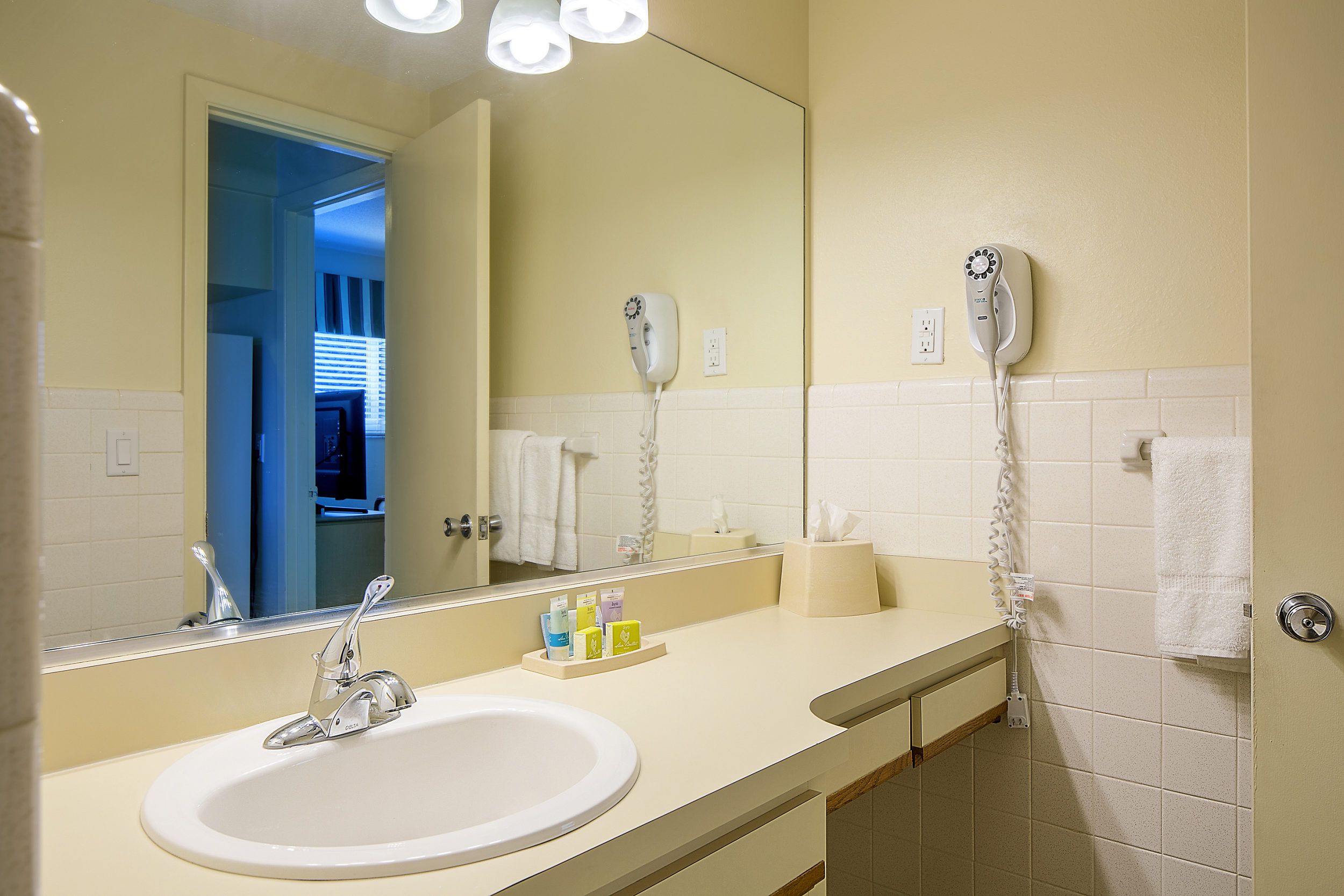 Bluegreen Vacations Via Roma Beach Resort 1 Bedroom Bath