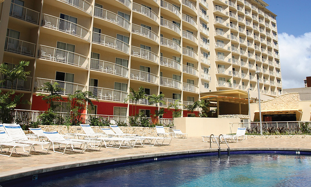 Club Wyndham At Waikiki Beach Walk Pool