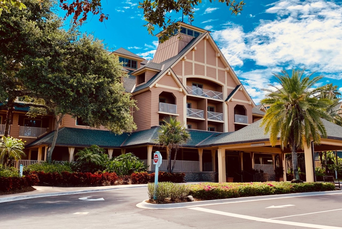 Disney’s Vero Beach Resort Entrance