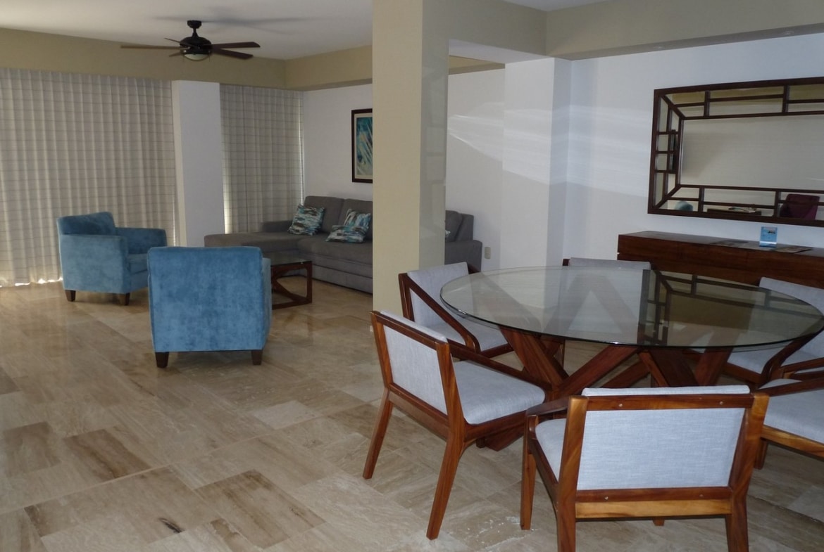 El Cid El Moro Beach Hotel Dining and Living