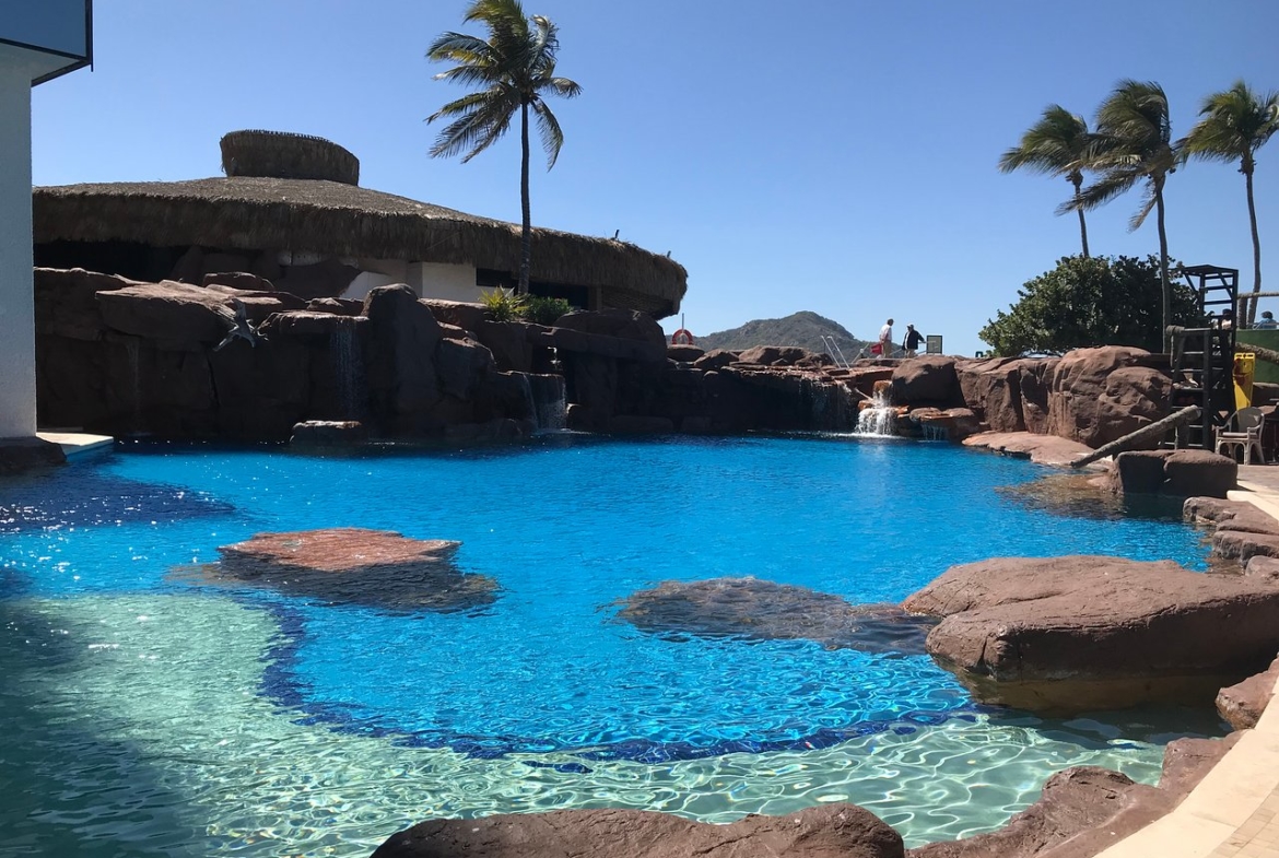 El Cid El Moro Beach Hotel Pool View