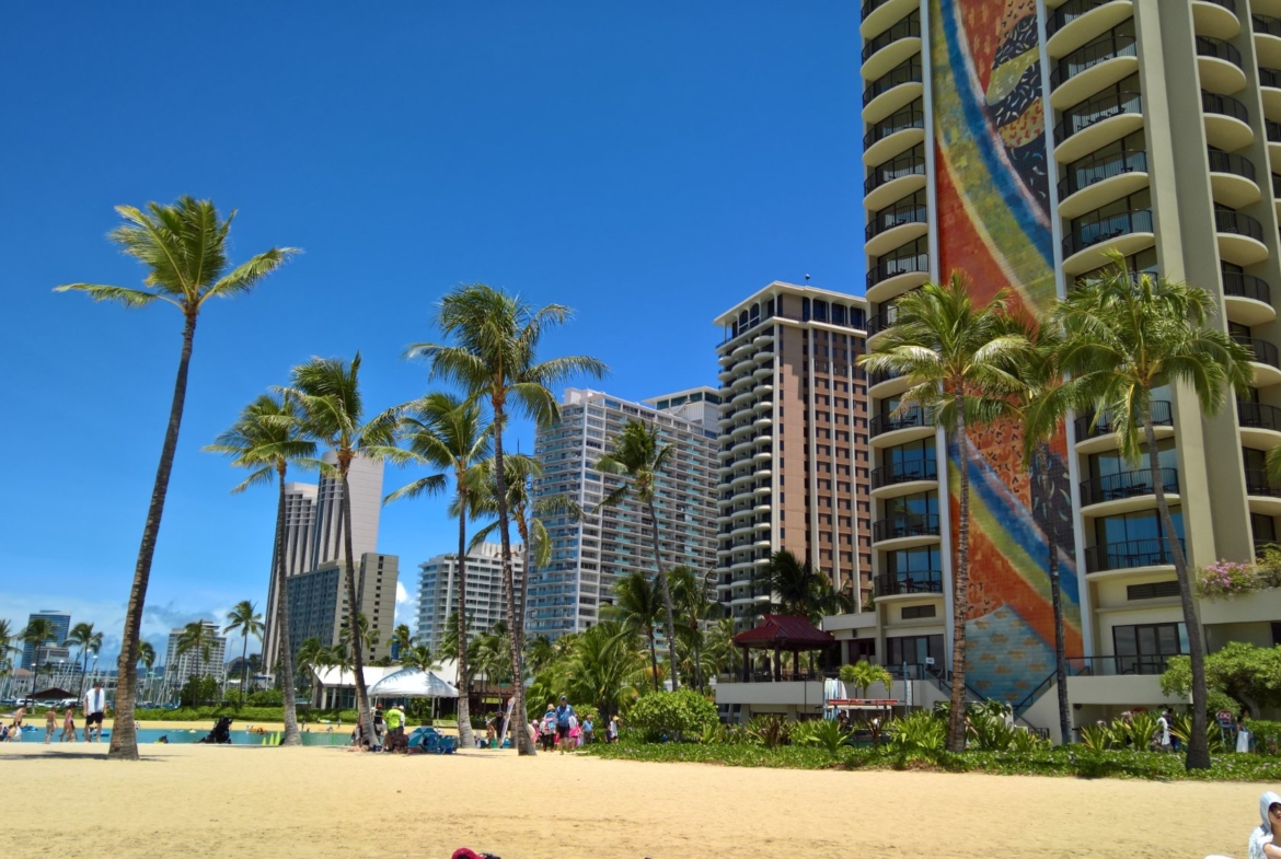 Grand Waikikian by Hilton Grand Vacations Outside Day