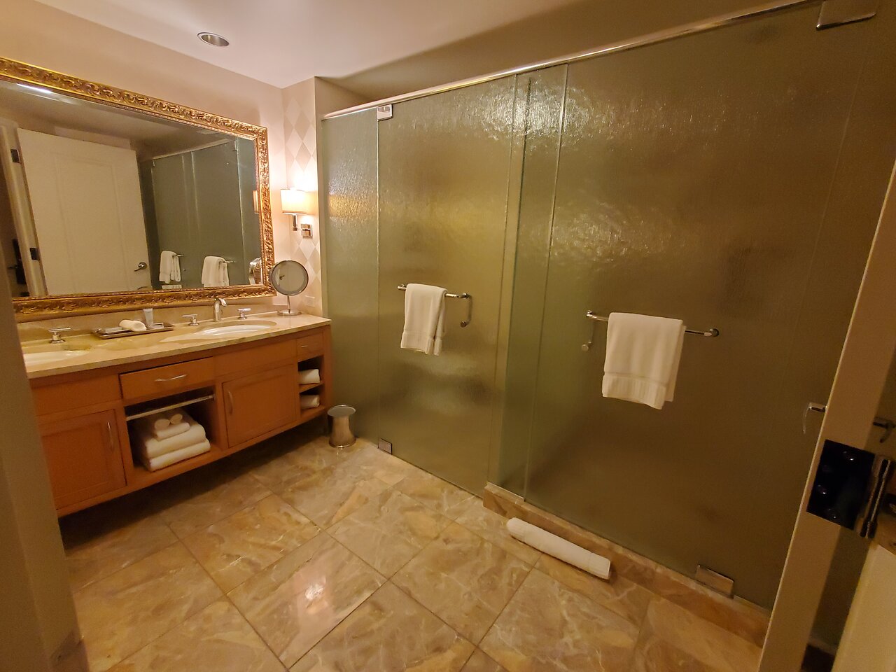 HGV Club At Trump International Hotel Bathroom