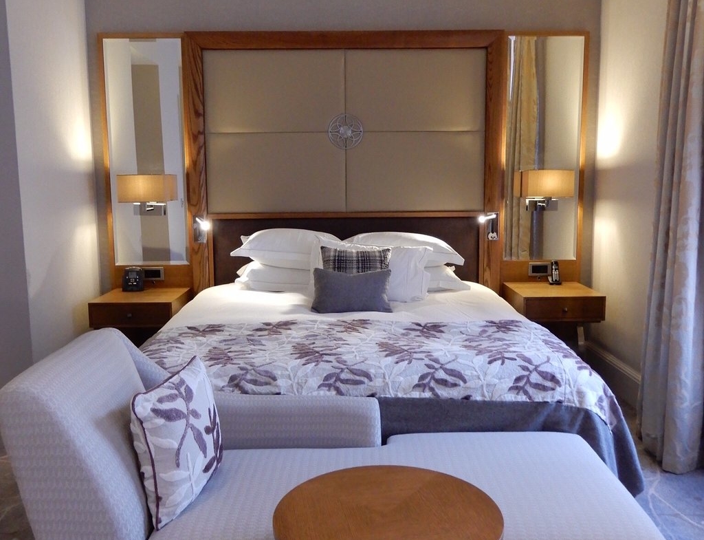 Hilton Grand Vacations at Craigendarroch Suites Bed