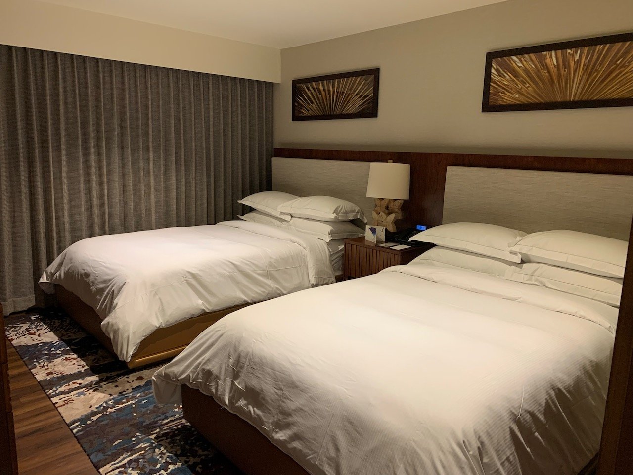 Hokulani Waikiki By Hilton Grand Vacations Double Bed