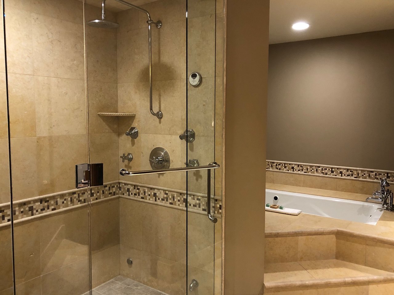 Hyatt Grand Aspen Bathroom