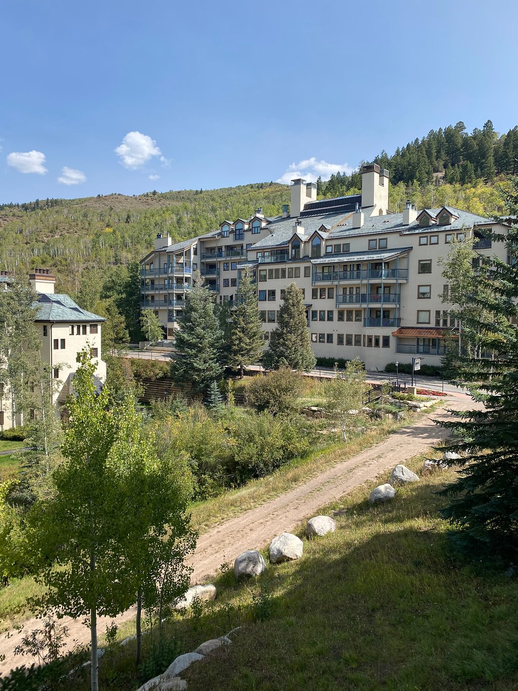 Hyatt Mountain Lodge Exterior