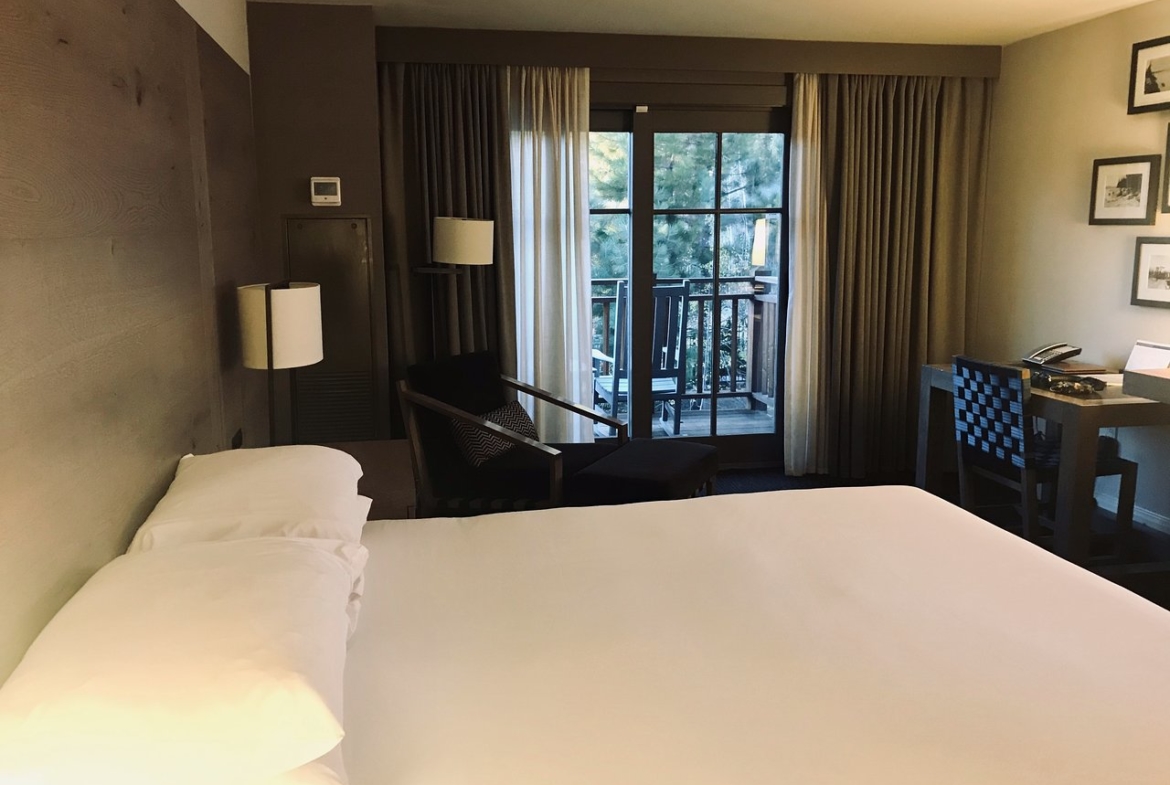 Hyatt Regency Lake Tahoe Resort And Casino Bedroom