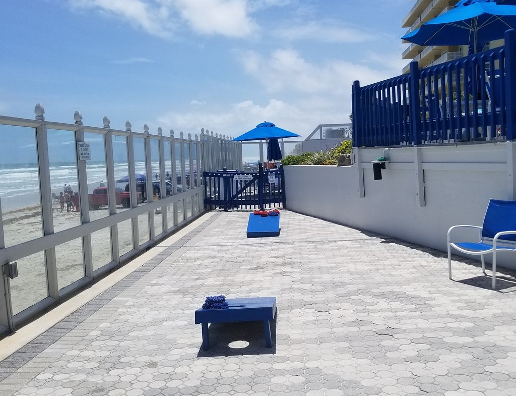 Islander Beach Resort Cornhole