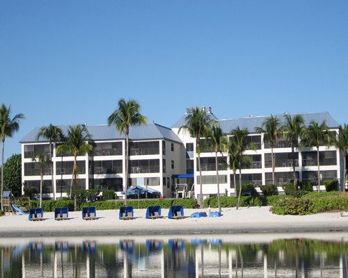 Mariners Boathouse and Beach Resort Timeshare Resales