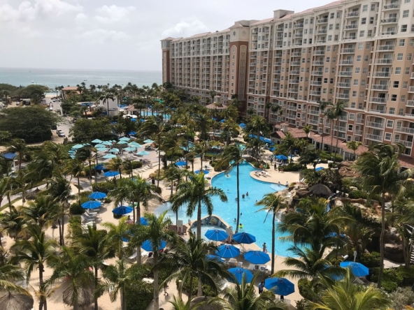 Marriott's Aruba Surf Club Exterior