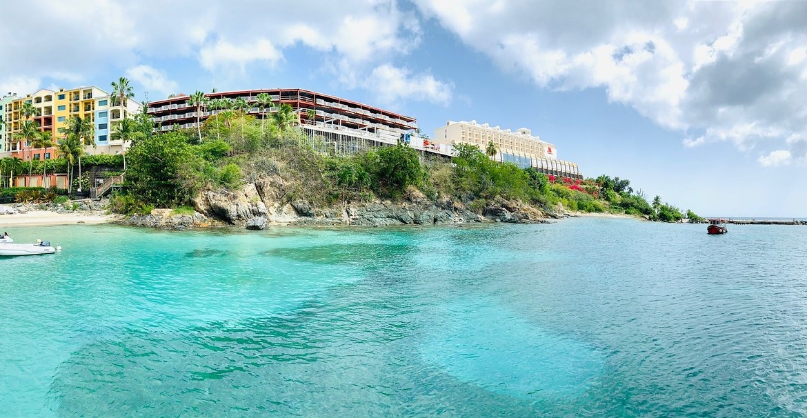 Marriott’s Frenchman’s Cove Outside Water