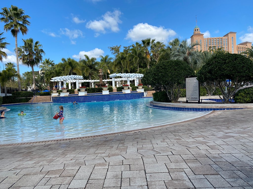 Marriott’s Lakeshore Reserve Pool