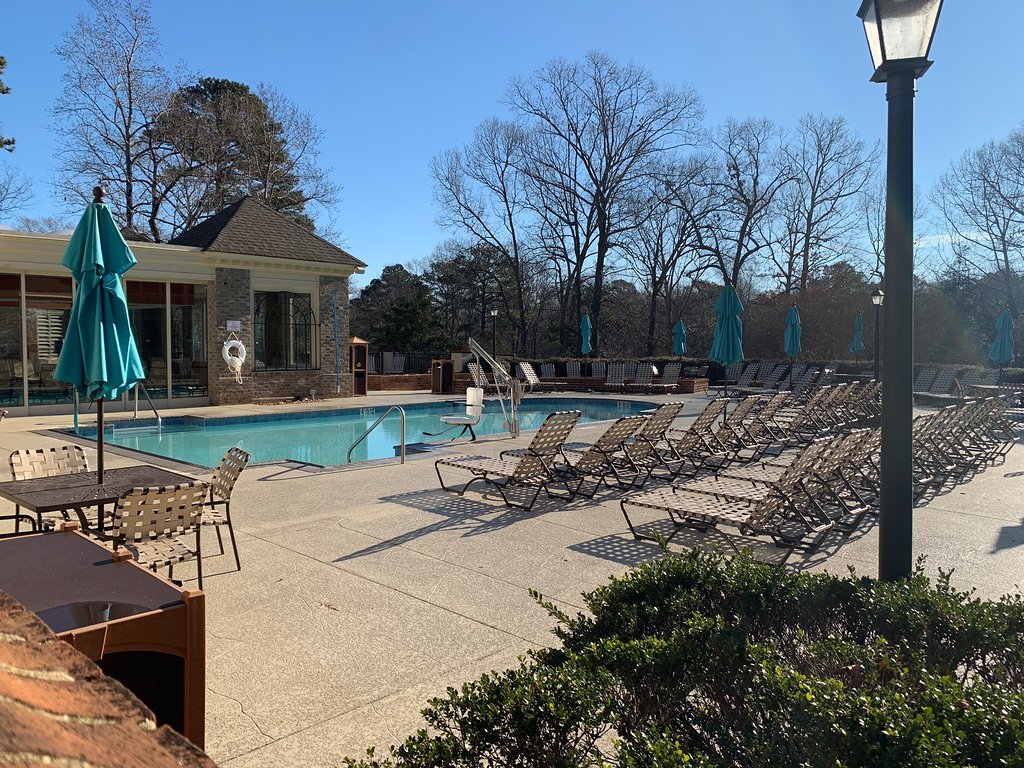 Marriott's Manor Club at Ford's Colony Pool