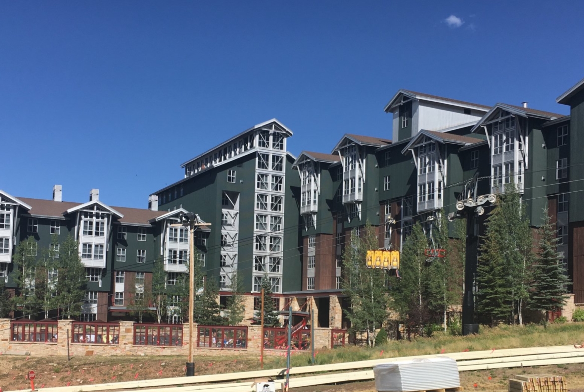 Marriott’s Mountainside exterior