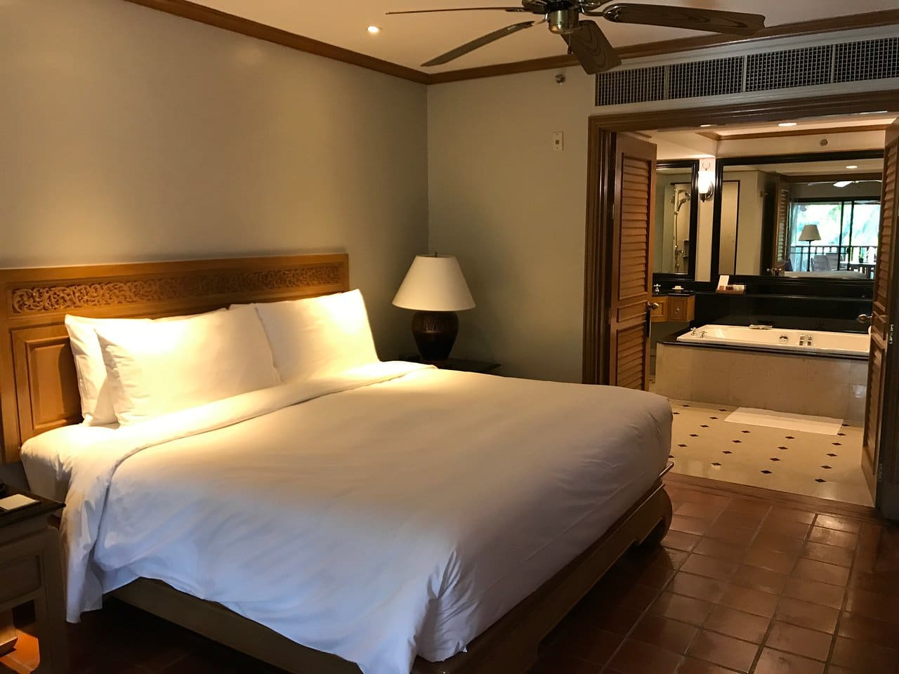Marriott’s Phuket Beach Club Bedroom