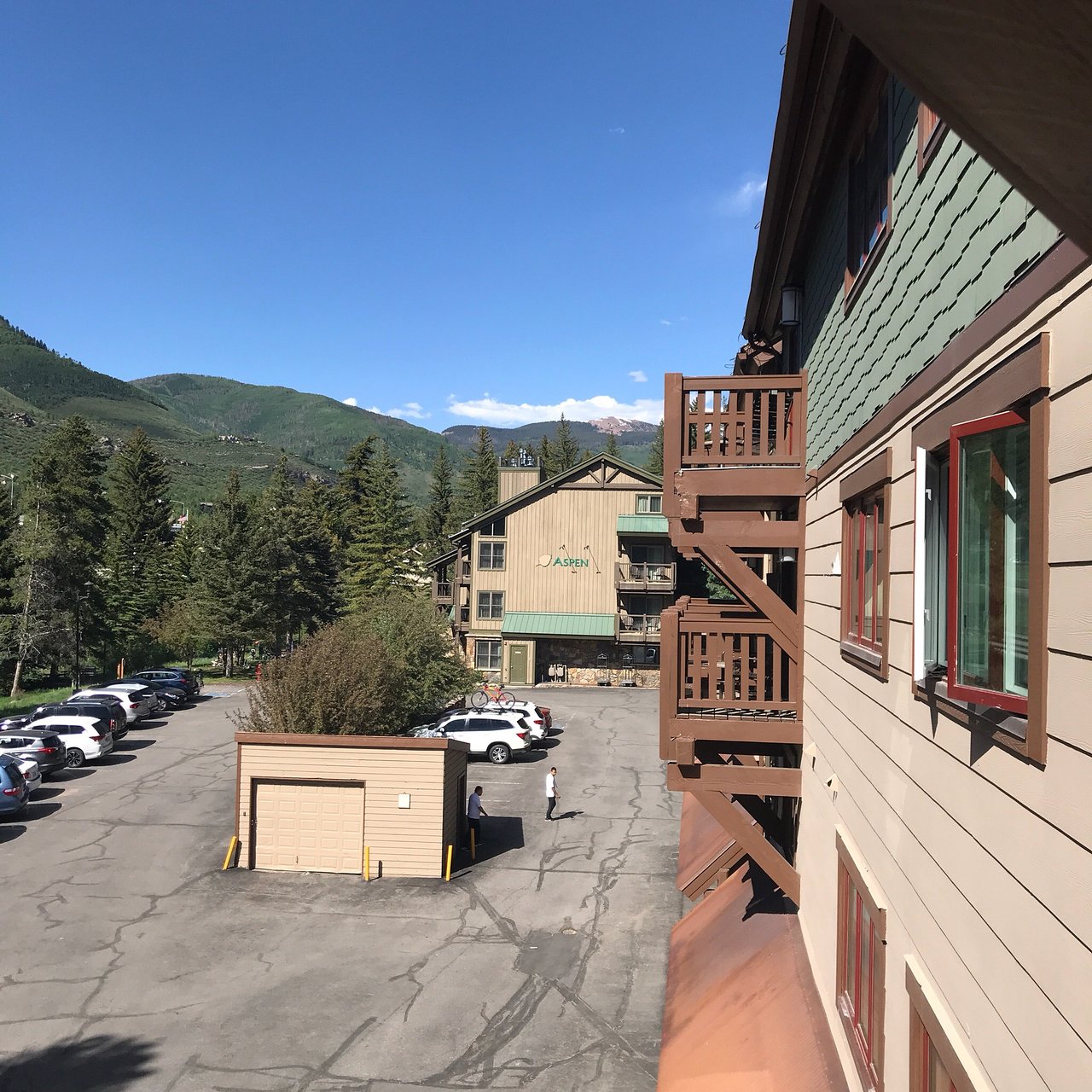 Marriott's StreamSide Evergreen at Vail Exterior