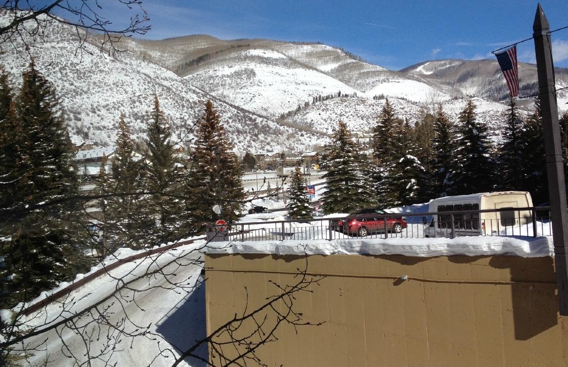 Marriott’s Streamside At Vail-Birch Outside