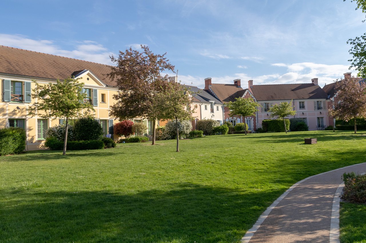 Marriott's Village D'Ile-De-France Exterior