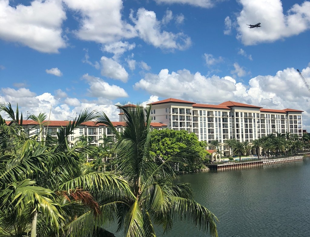 Marriott's Villas At Doral Outside