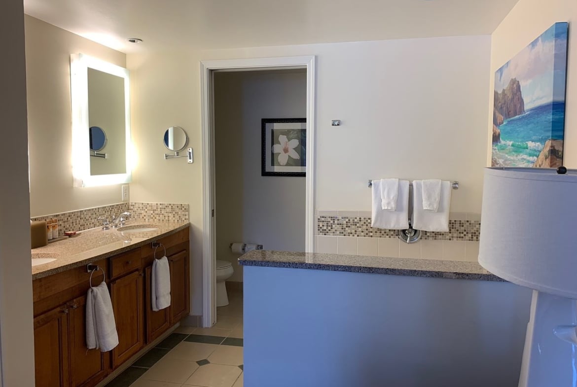 Marriott's Waiohai Beach Club Bathroom