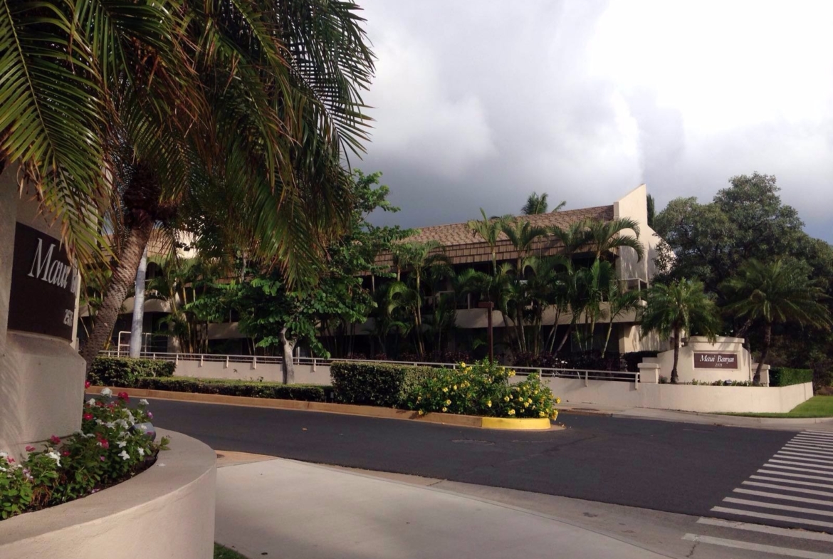 Maui Banyan Vacation Club Exterior