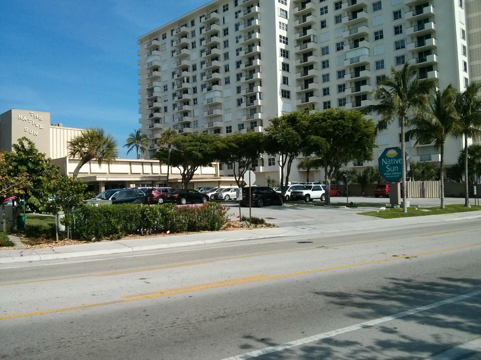 Native Sun Resort Exterior