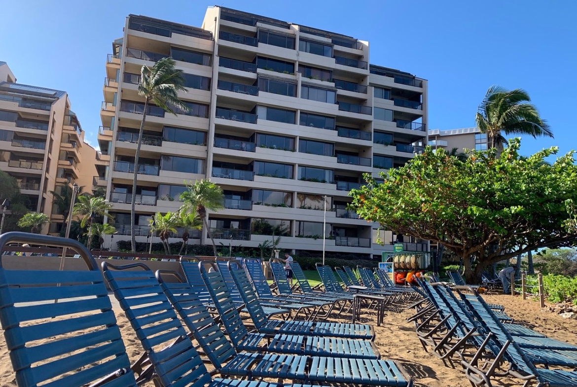 Sands of Kahana View from the Lounge Area