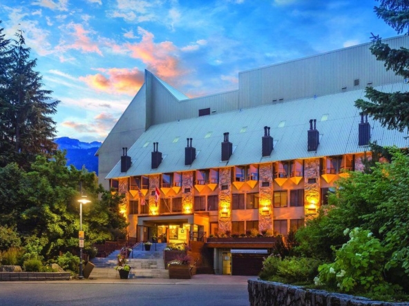 Shell Vacations Club - Mountainside Lodge Outside View