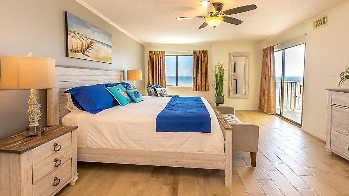 Shoreline Towers Master Suite