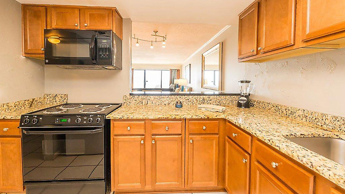 Shoreline Towers Two Bedroom Kitchen