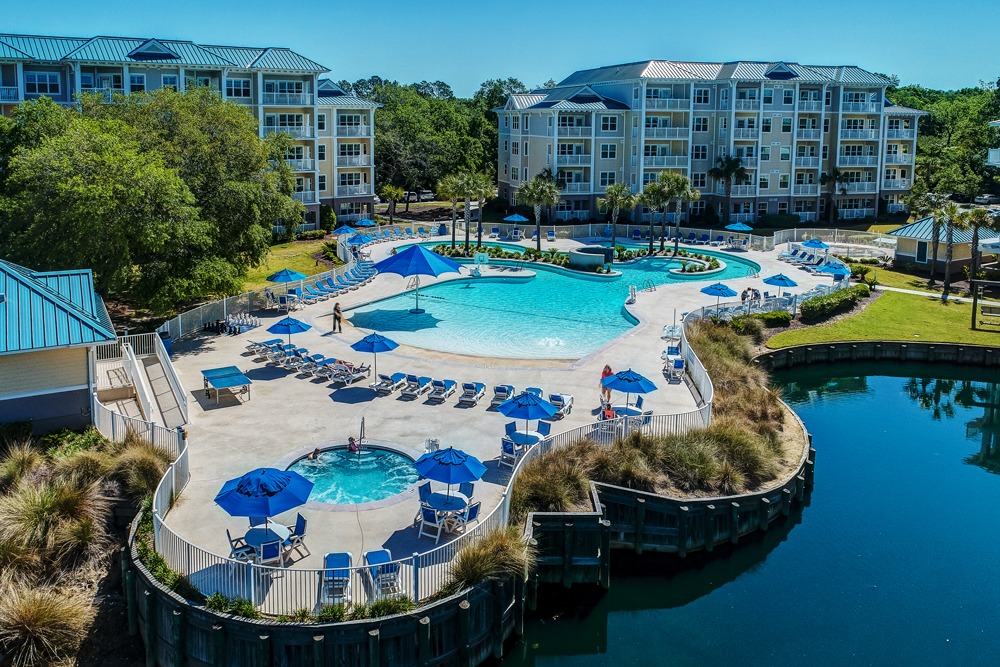 Spinnaker Bluewater Resort And Marina Pool View