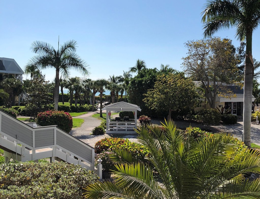 Tortuga Beach Club Resort Exterior