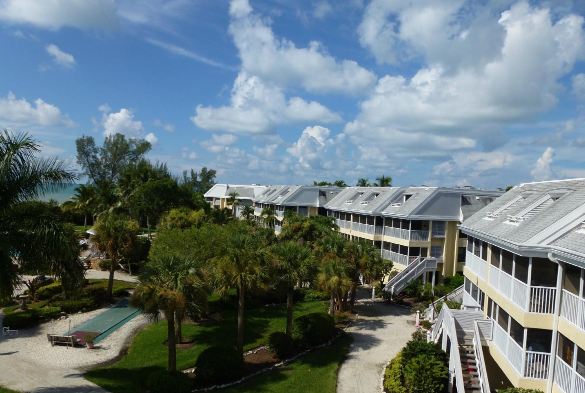 Tortuga Beach Club Resort Overview